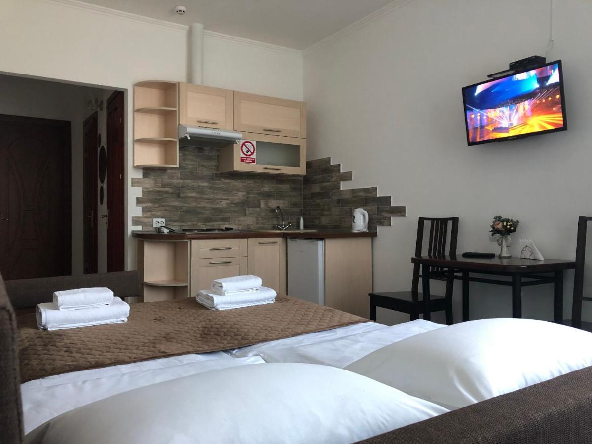 Appartamento Авіа Užhorod Esterno foto