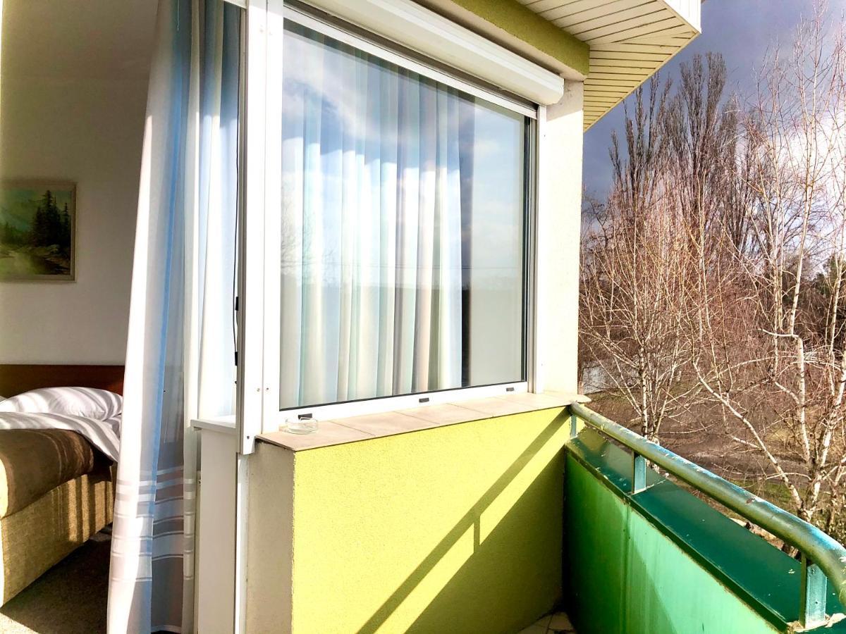 Appartamento Авіа Užhorod Esterno foto