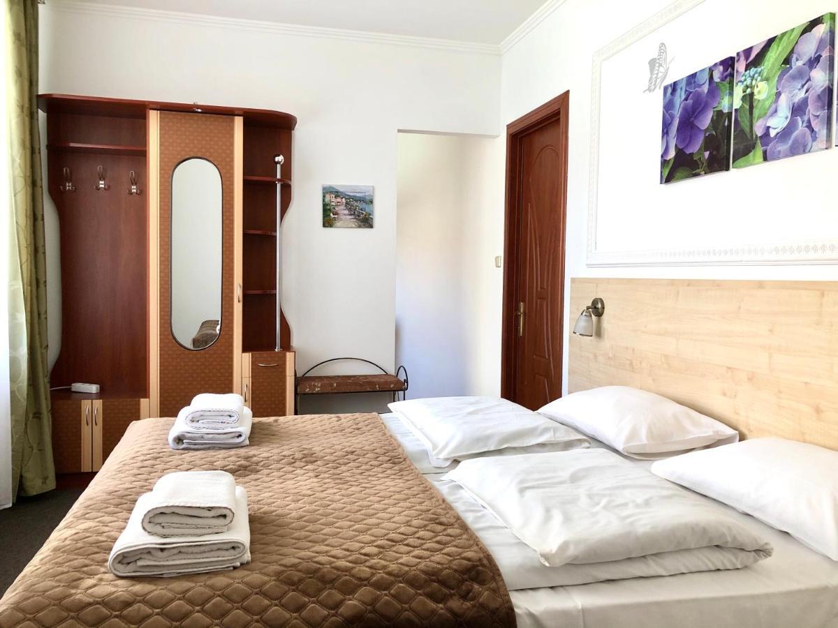 Appartamento Авіа Užhorod Esterno foto
